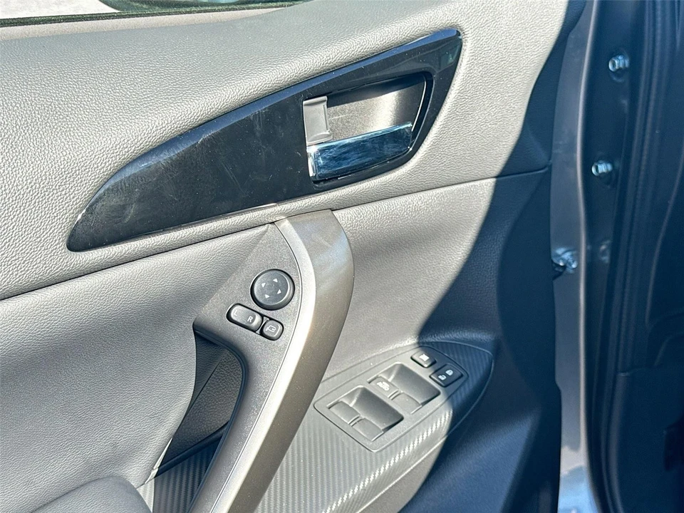 2026 Mitsubishi Eclipse Cross - Image 15 of 21
