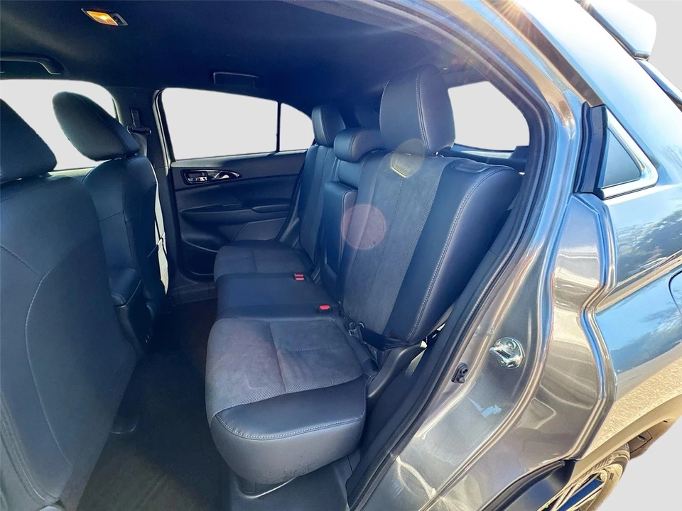 2026 Mitsubishi Eclipse Cross - Image 19 of 21
