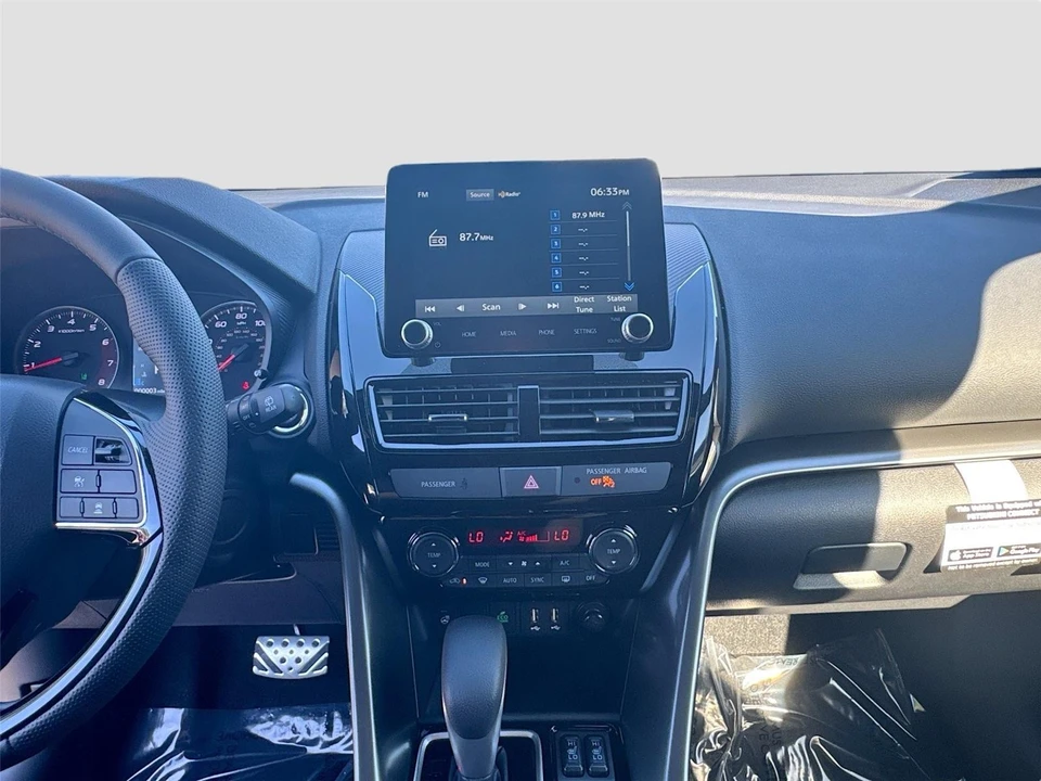2026 Mitsubishi Eclipse Cross - Image 13 of 21