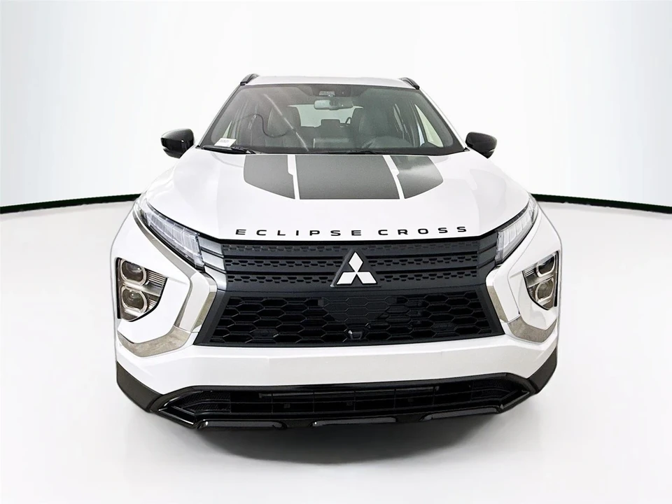 2026 Mitsubishi Eclipse Cross - Image 2 of 21