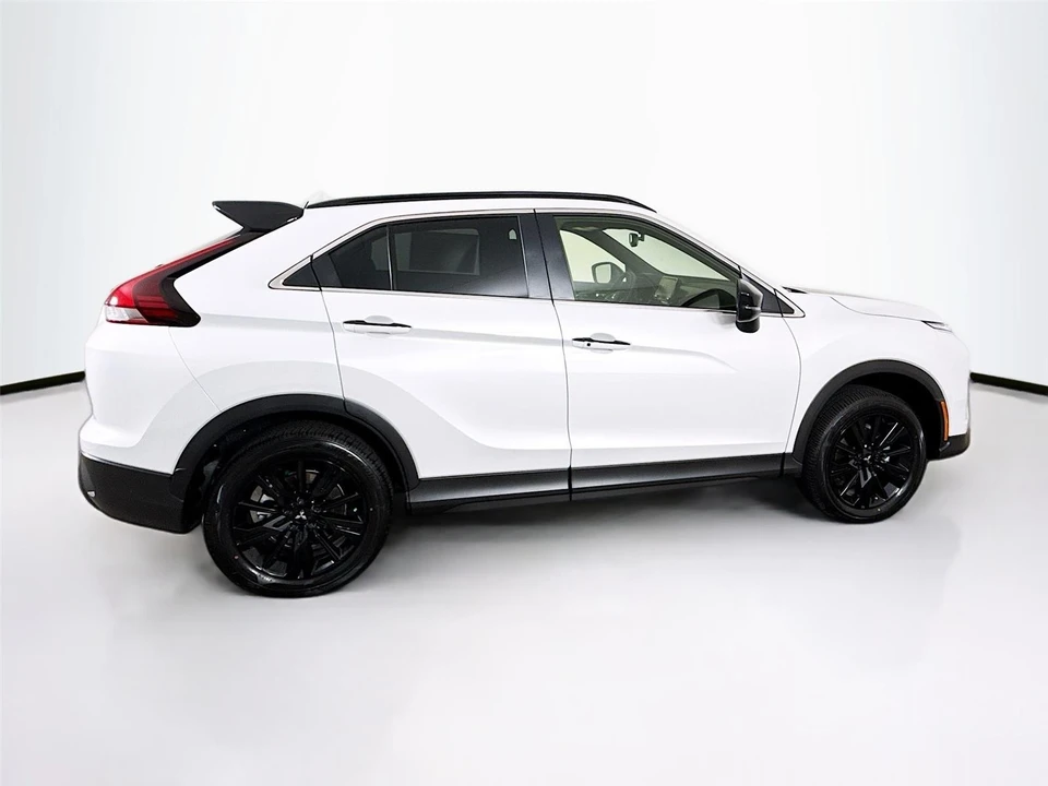 2026 Mitsubishi Eclipse Cross - Image 8 of 21