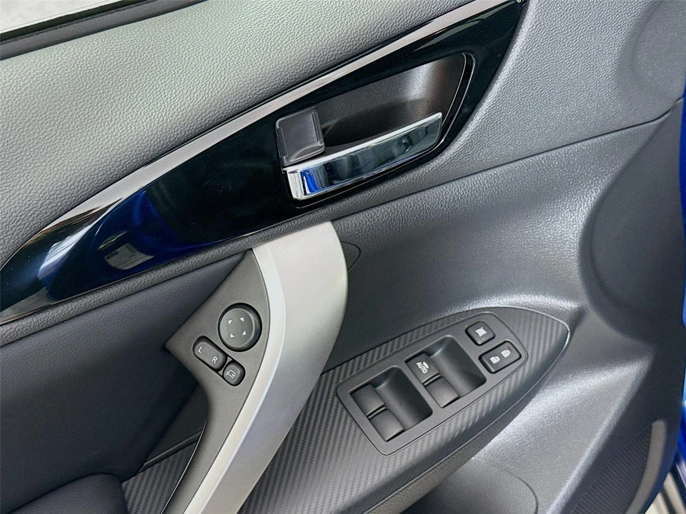 2026 Mitsubishi Eclipse Cross - Image 16 of 21
