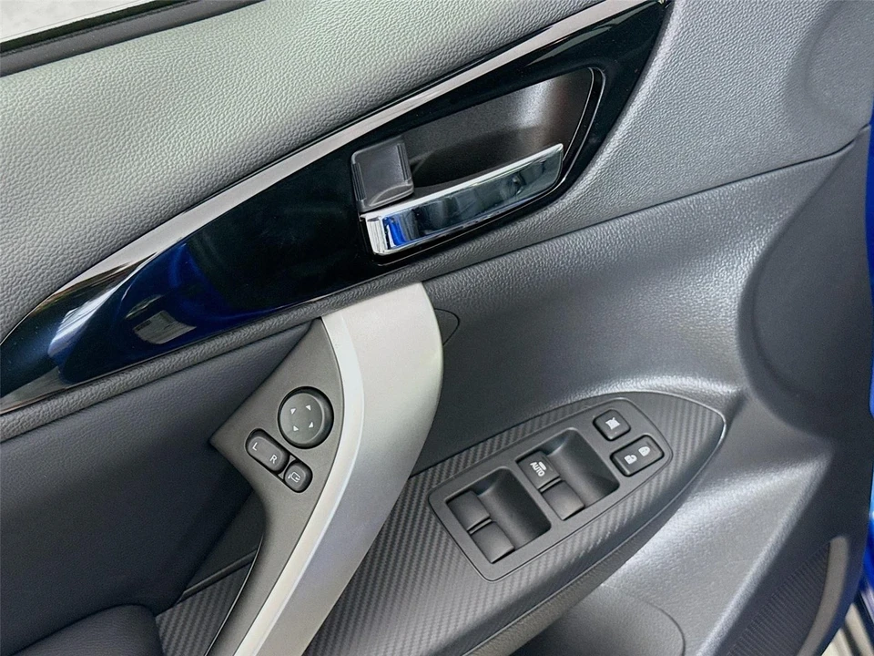 2026 Mitsubishi Eclipse Cross - Image 17 of 21