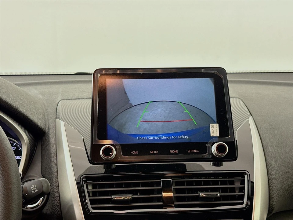 2026 Mitsubishi Eclipse Cross - Image 13 of 21