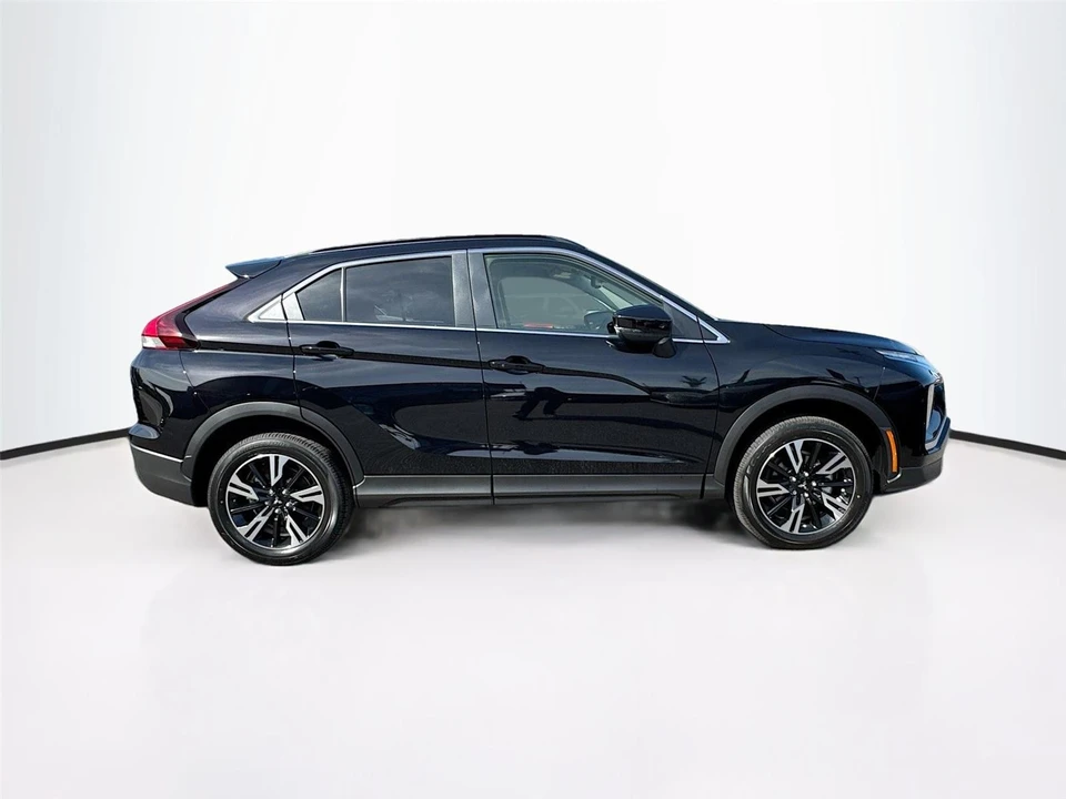 2026 Mitsubishi Eclipse Cross - Image 8 of 21