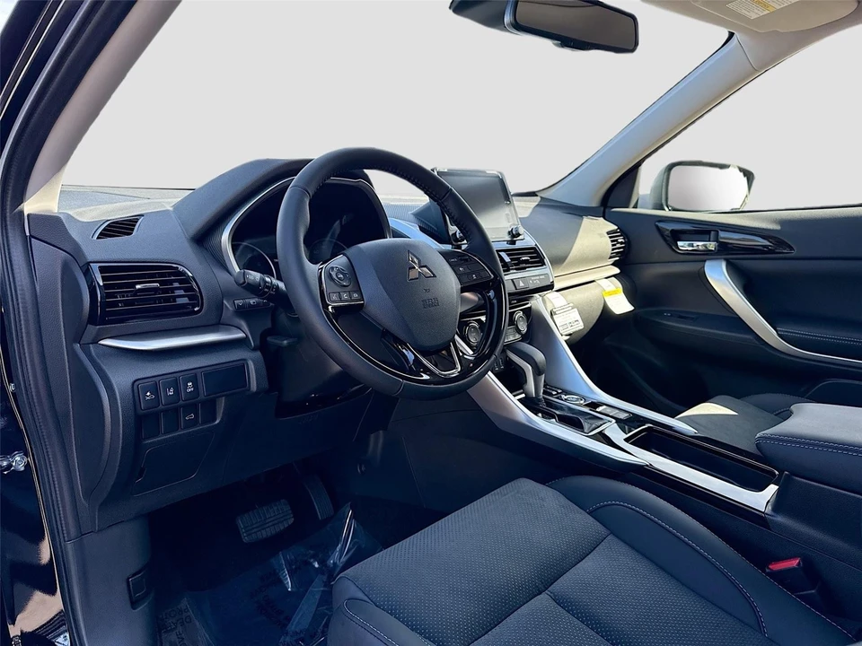 2026 Mitsubishi Eclipse Cross - Image 9 of 21
