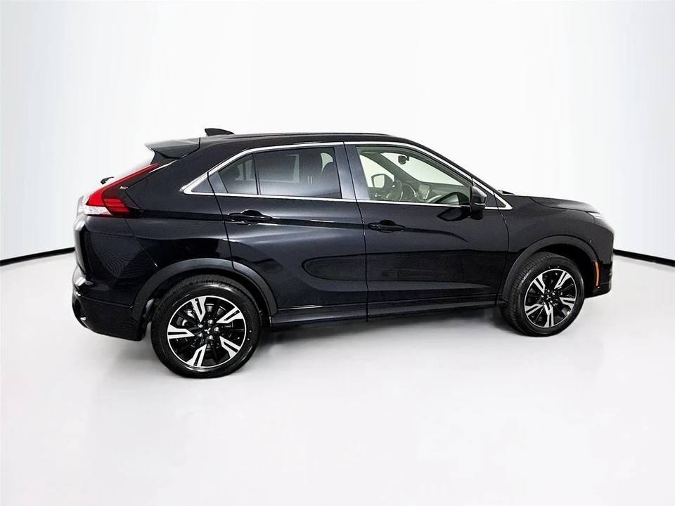 2026 Mitsubishi Eclipse Cross - Image 8 of 21