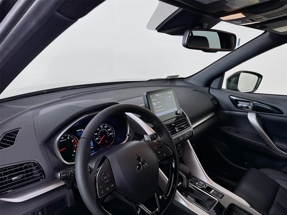 2026 Mitsubishi Eclipse Cross - Image 9 of 21