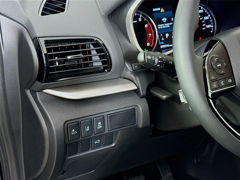 2026 Mitsubishi Eclipse Cross - Image 10 of 21