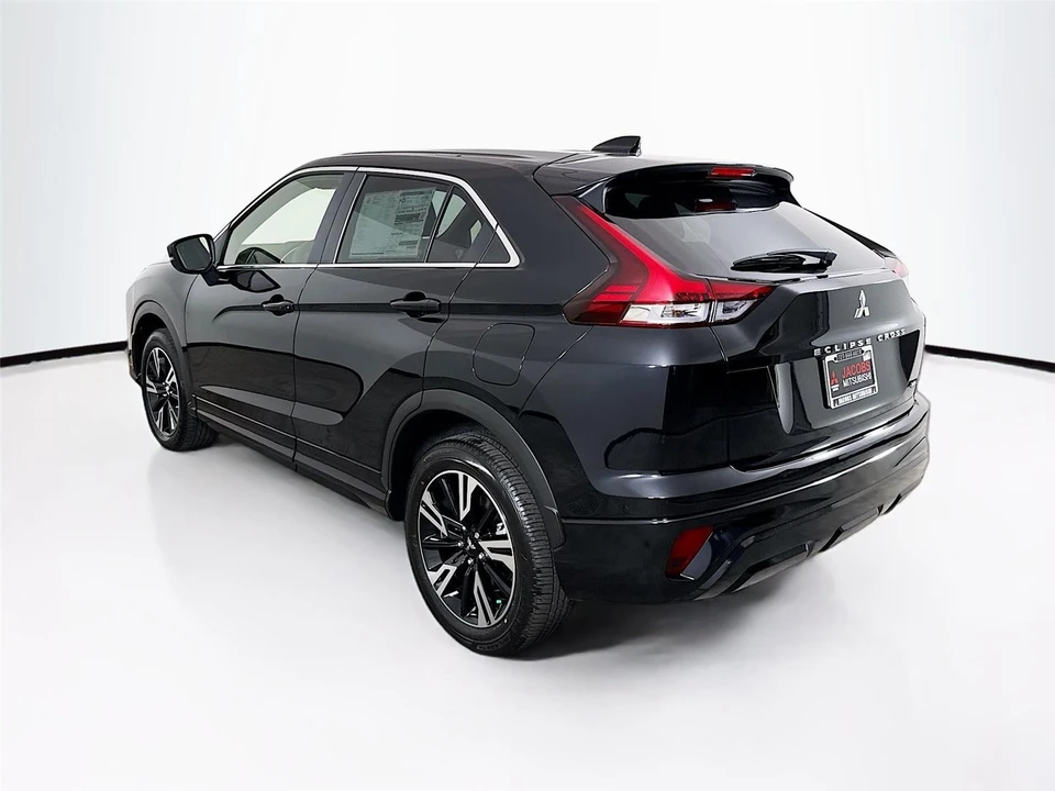 2026 Mitsubishi Eclipse Cross - Image 8 of 21