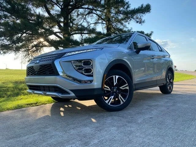 2026 Mitsubishi Eclipse Cross - Image 2 of 20