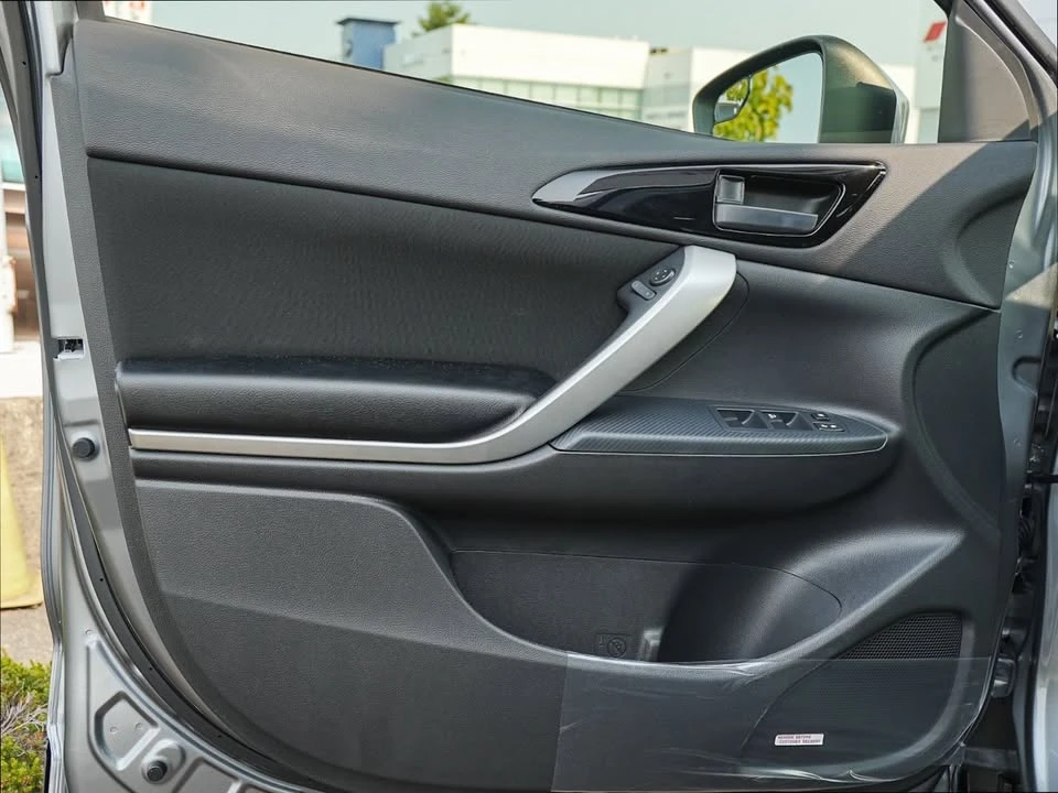 2026 Mitsubishi Eclipse Cross - Image 7 of 20
