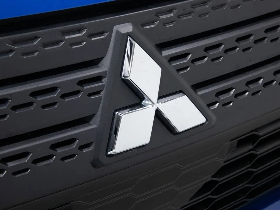 2026 Mitsubishi Eclipse Cross - Image 9 of 20