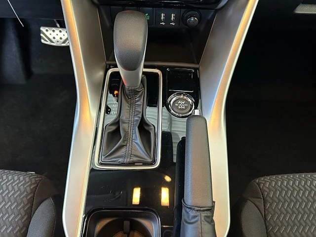2026 Mitsubishi Eclipse Cross - Image 19 of 20