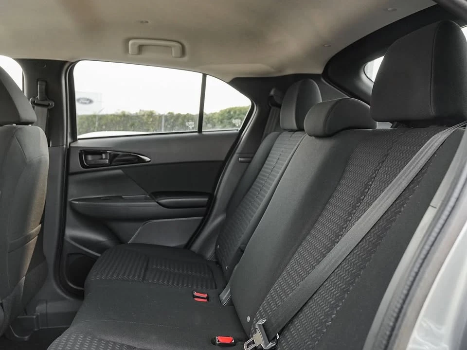 2026 Mitsubishi Eclipse Cross - Image 15 of 19