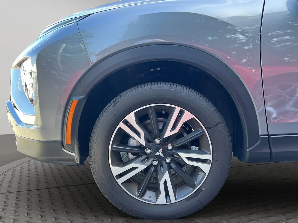 2026 Mitsubishi Eclipse Cross - Image 6 of 18