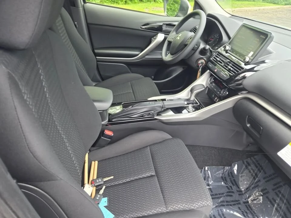 2026 Mitsubishi Eclipse Cross - Image 4 of 20