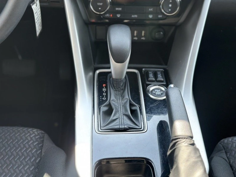 2026 Mitsubishi Eclipse Cross - Image 11 of 12
