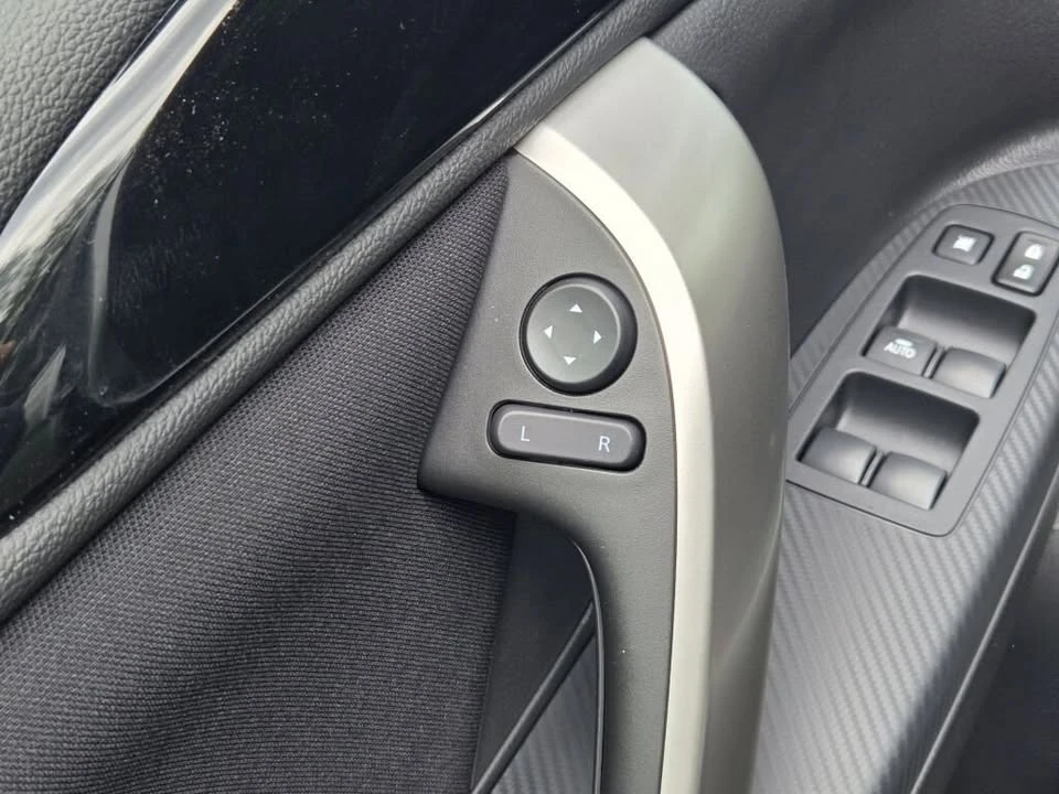 2026 Mitsubishi Eclipse Cross - Image 18 of 20