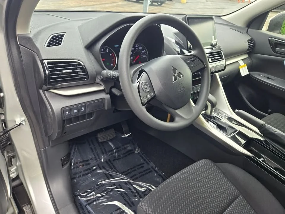 2026 Mitsubishi Eclipse Cross - Image 16 of 20