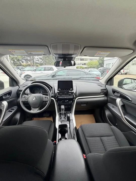 2026 Mitsubishi Eclipse Cross - Image 13 of 14