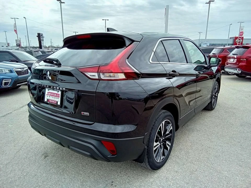 2026 Mitsubishi Eclipse Cross - Image 2 of 12