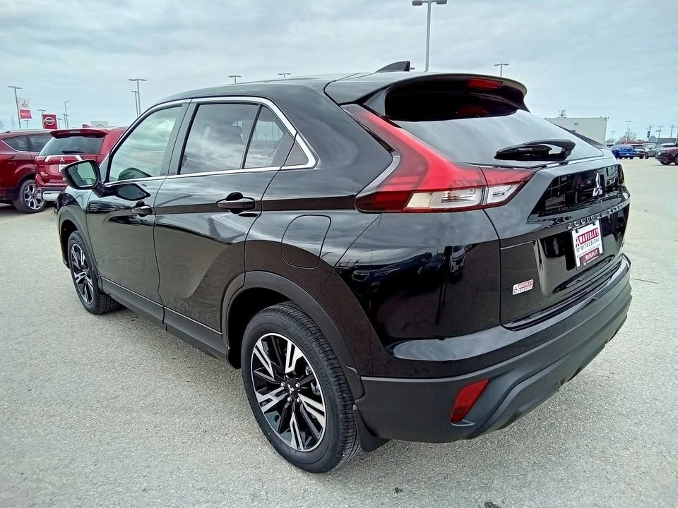 2026 Mitsubishi Eclipse Cross - Image 3 of 12