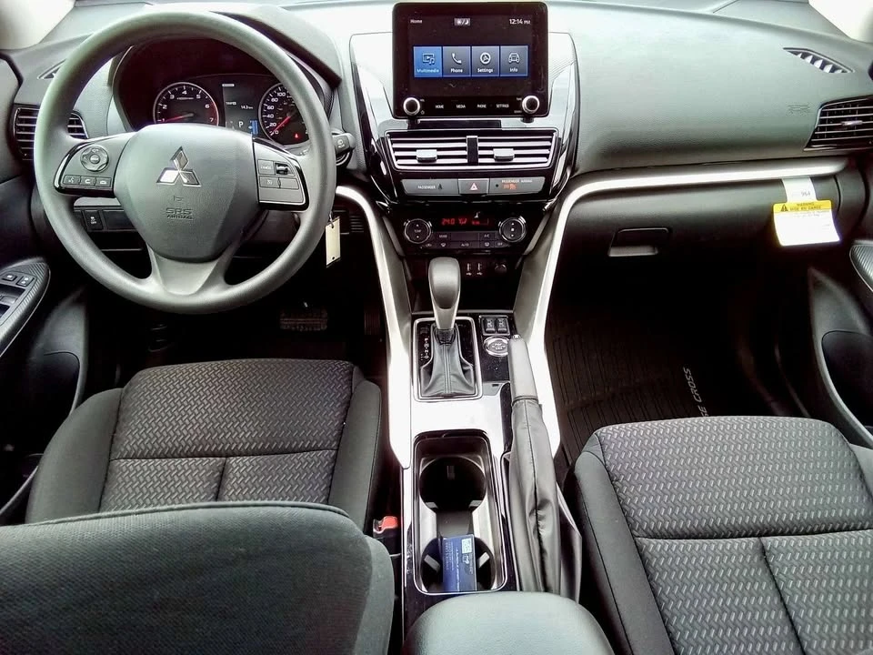 2026 Mitsubishi Eclipse Cross - Image 5 of 12