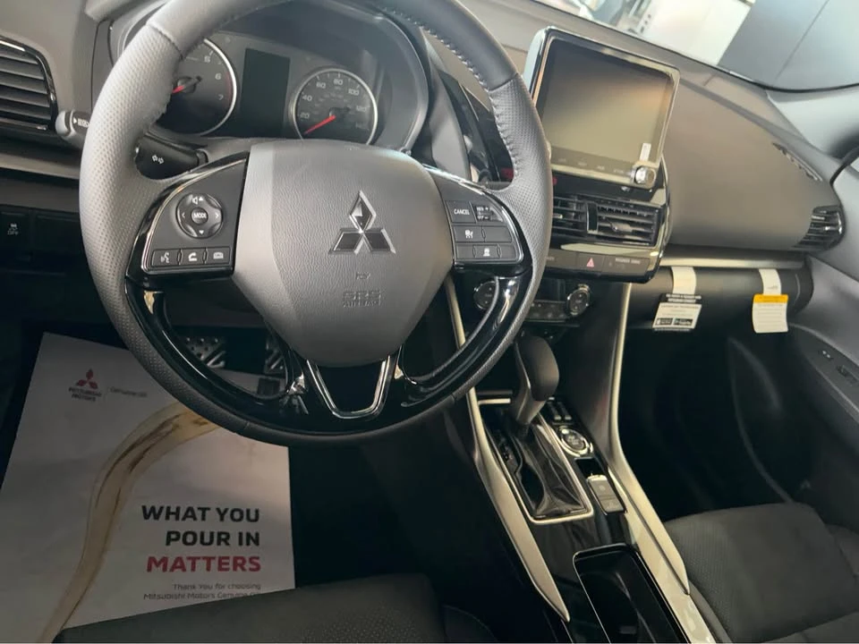 2026 Mitsubishi Eclipse Cross - Image 3 of 3