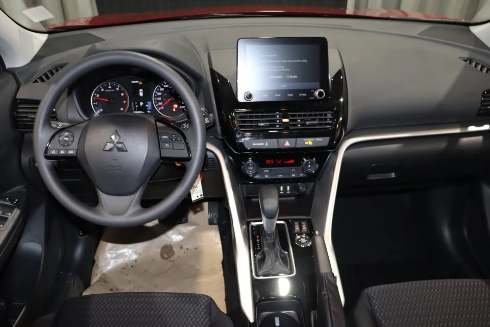 2026 Mitsubishi Eclipse Cross - Image 6 of 12