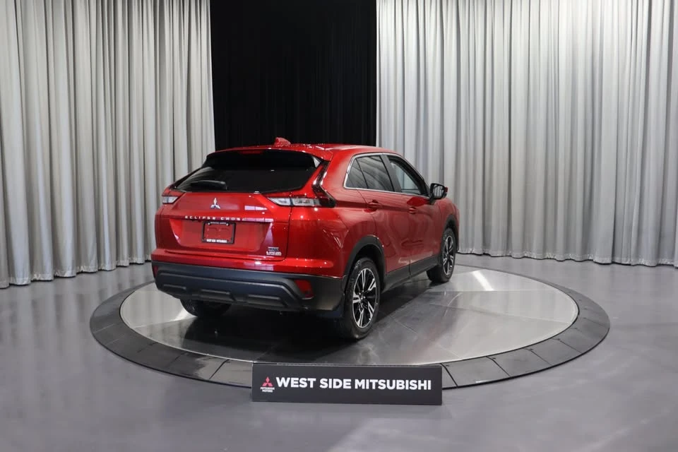2026 Mitsubishi Eclipse Cross - Image 9 of 12