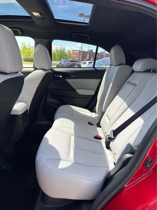 2026 Mitsubishi Eclipse Cross - Image 9 of 13