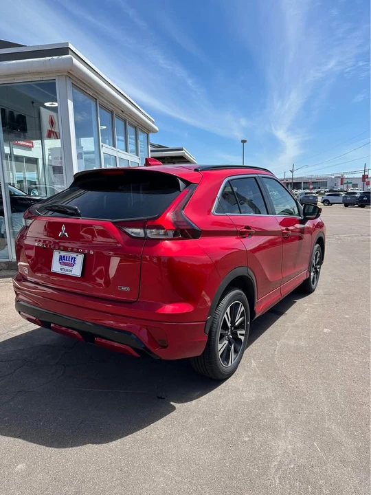 2026 Mitsubishi Eclipse Cross - Image 11 of 13