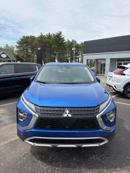 2026 Mitsubishi Eclipse Cross - Image 2 of 13