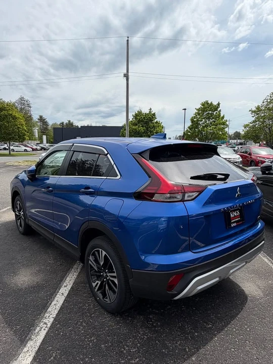 2026 Mitsubishi Eclipse Cross - Image 5 of 13
