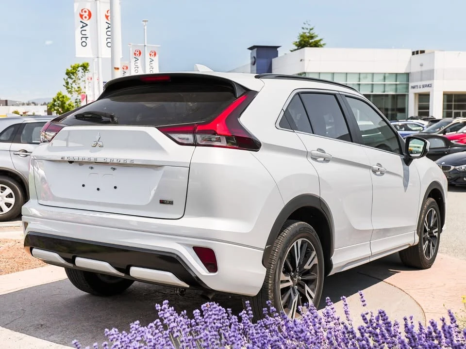 2026 Mitsubishi Eclipse Cross - Image 5 of 20