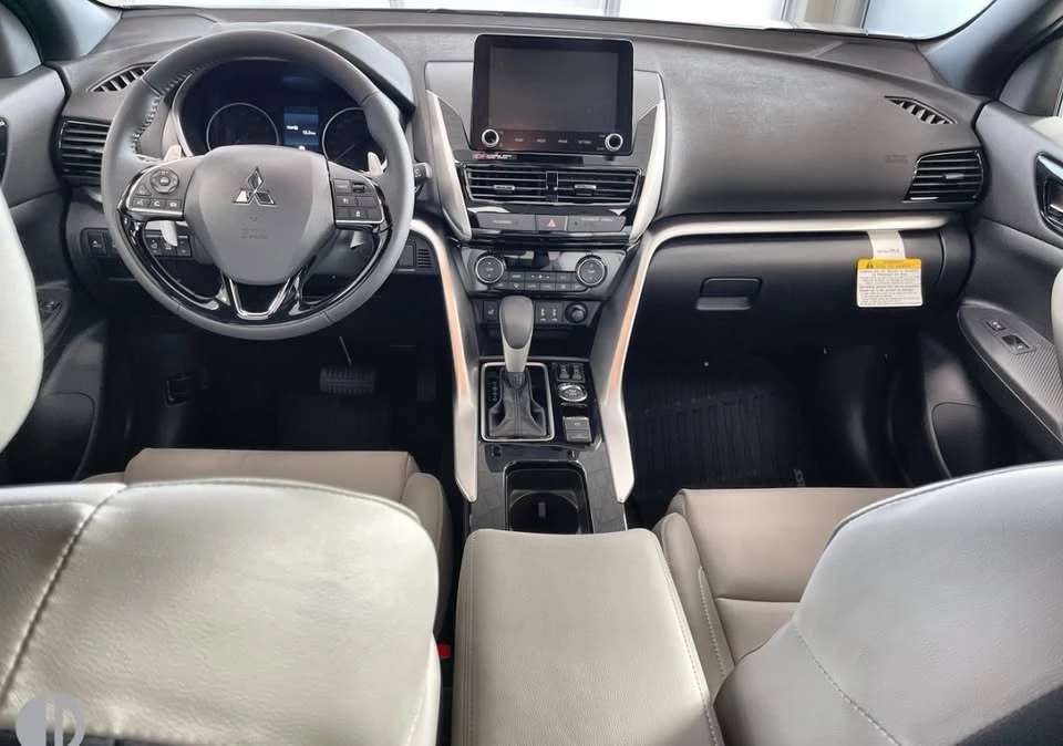 2026 Mitsubishi Eclipse Cross - Image 2 of 13