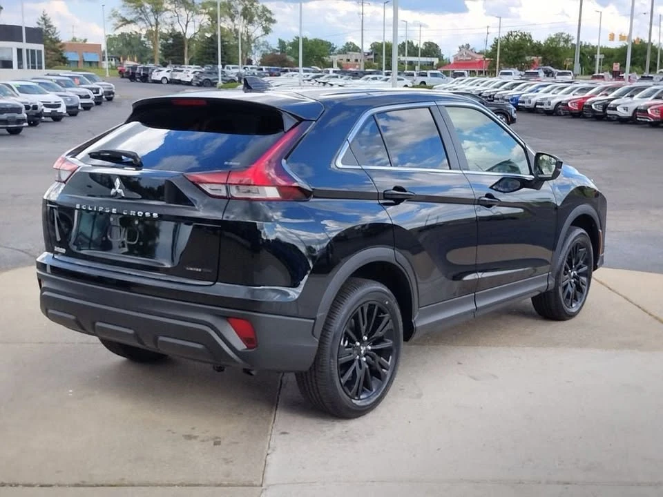 2026 Mitsubishi Eclipse Cross - Image 14 of 20