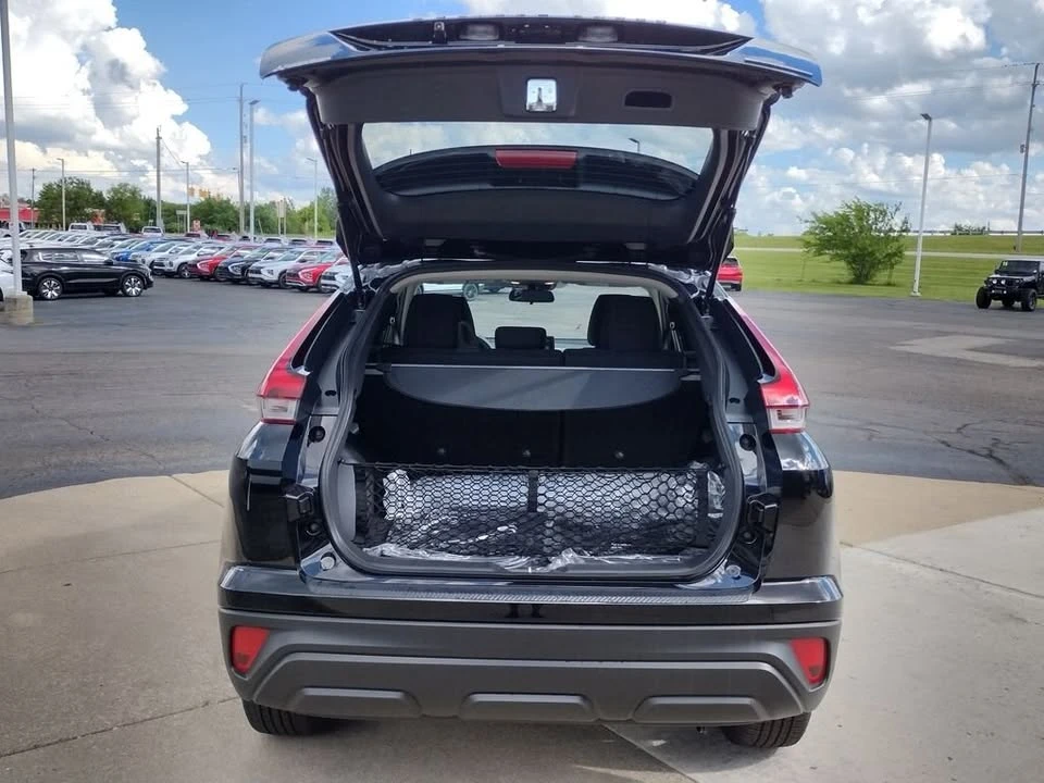 2026 Mitsubishi Eclipse Cross - Image 15 of 20