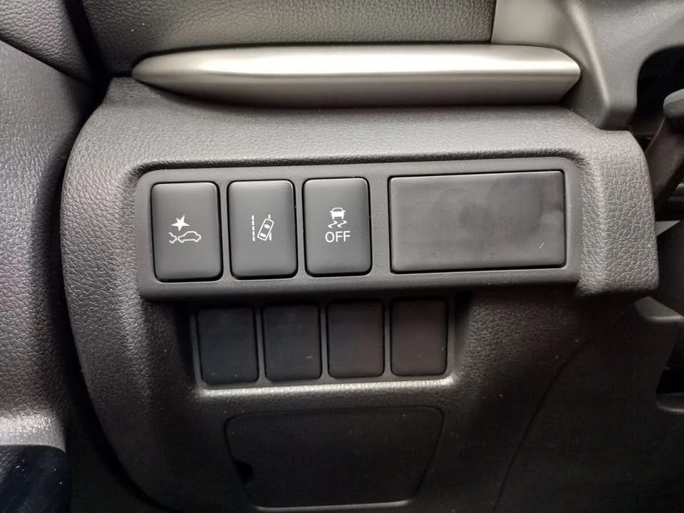 2026 Mitsubishi Eclipse Cross - Image 19 of 20