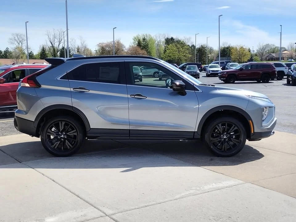 2026 Mitsubishi Eclipse Cross - Image 13 of 20