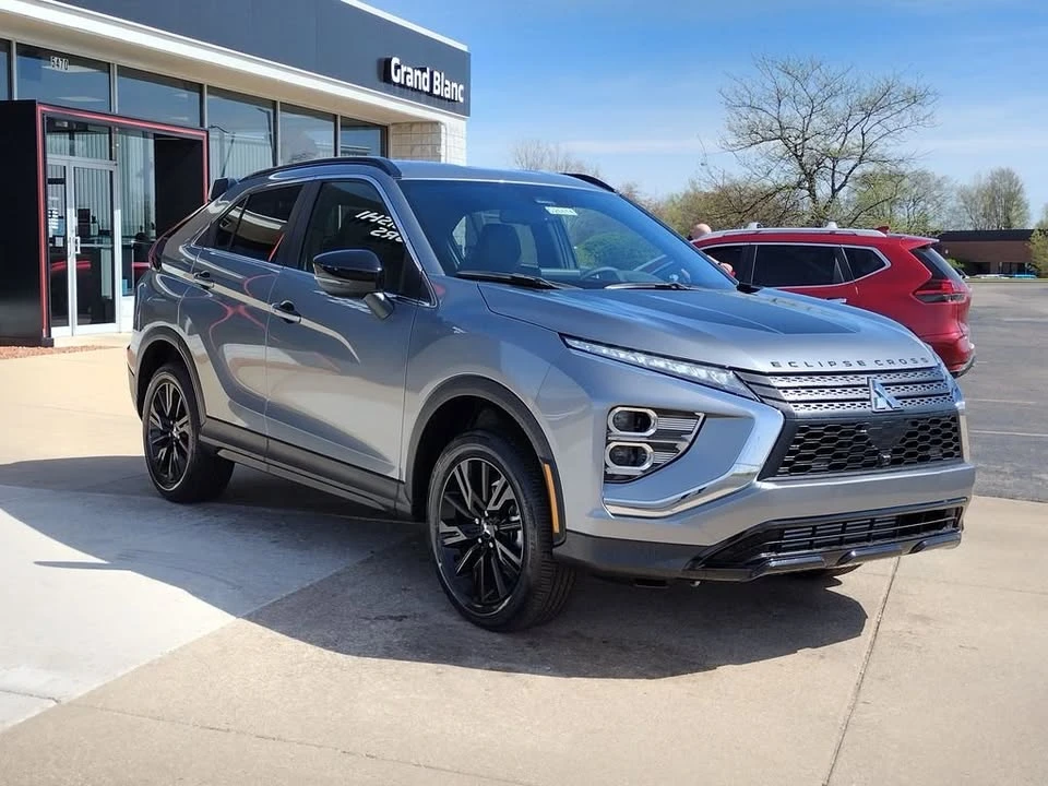 2026 Mitsubishi Eclipse Cross - Image 12 of 20