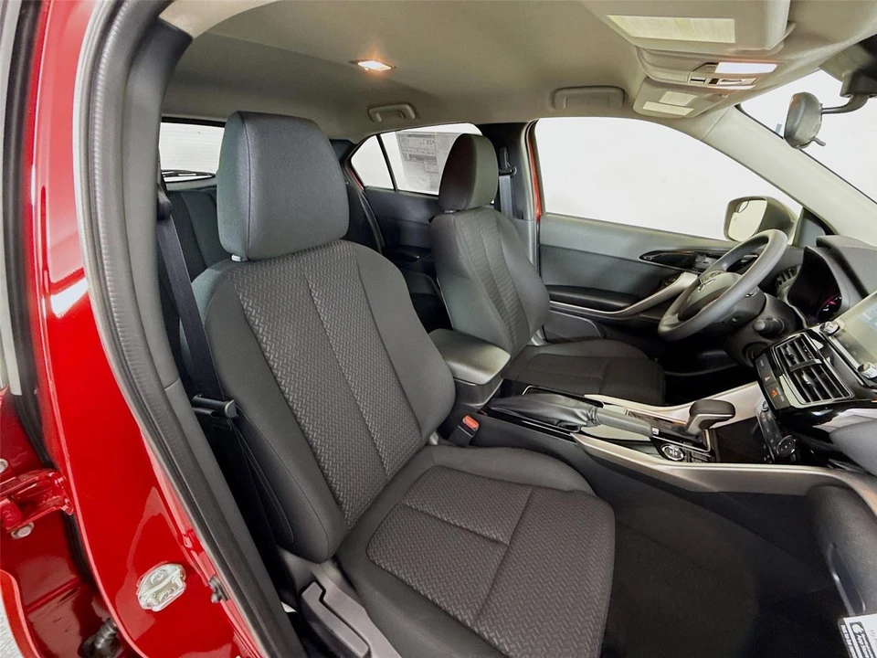 2026 Mitsubishi Eclipse Cross - Image 18 of 21