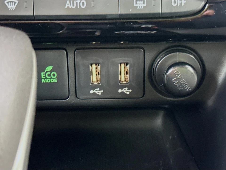 2026 Mitsubishi Eclipse Cross - Image 14 of 21