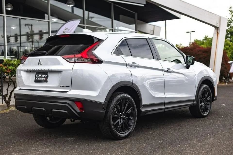 2026 Mitsubishi Eclipse Cross - Image 7 of 20