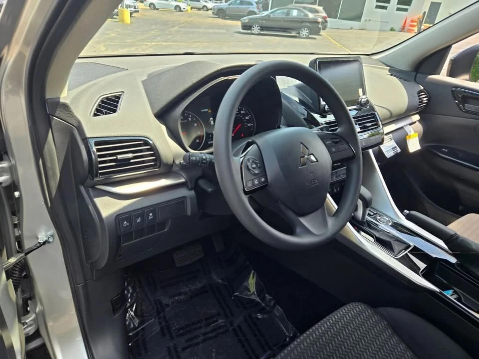 2026 Mitsubishi Eclipse Cross - Image 16 of 20