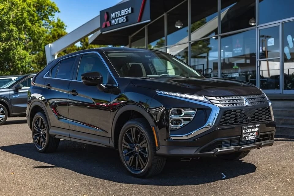 2026 Mitsubishi Eclipse Cross - Image 6 of 20