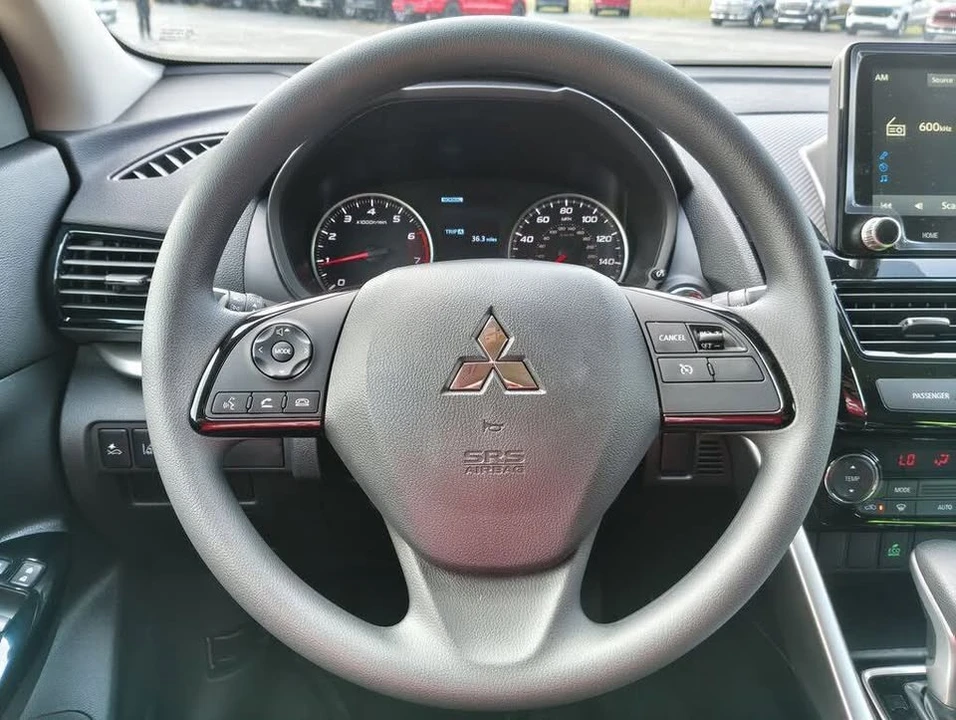 2026 Mitsubishi Eclipse Cross - Image 5 of 20