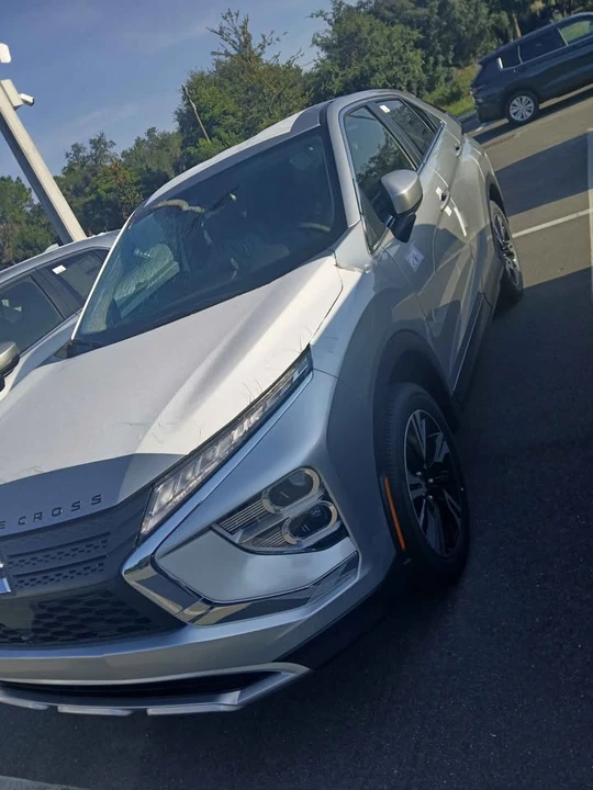 2026 Mitsubishi Eclipse Cross - Image 3 of 4