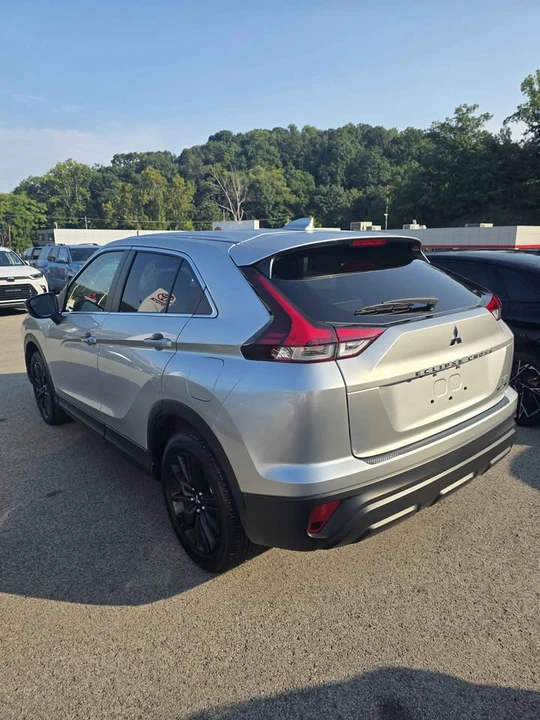 2026 Mitsubishi Eclipse Cross - Image 6 of 12